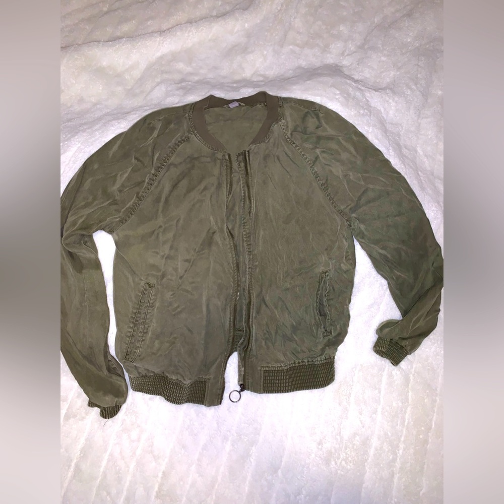 Bomber jacket